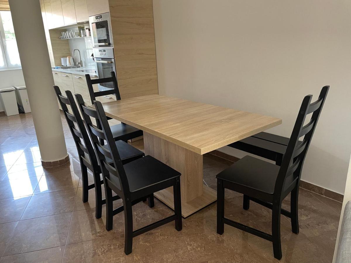 Ferienwohnung K33 Tiszaújváros Exterior foto